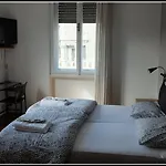 Piazza Goldoni Bed and Breakfast Τεργέστη