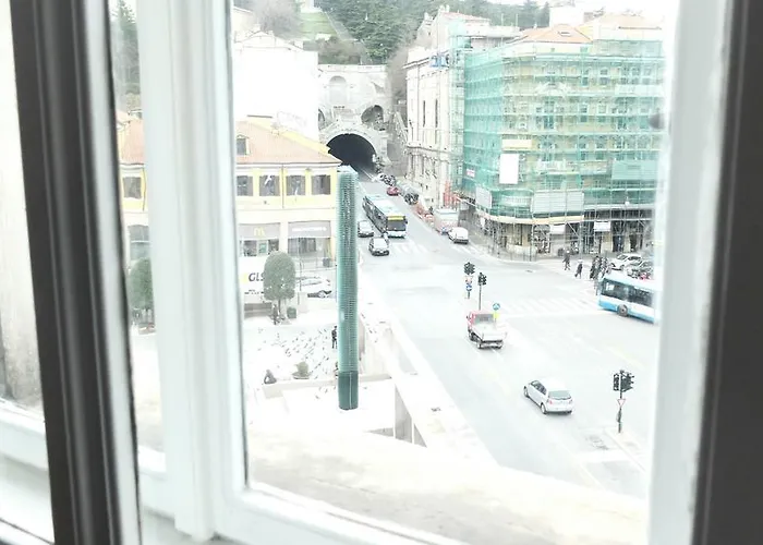 Piazza Goldoni Bed and breakfast Trieste