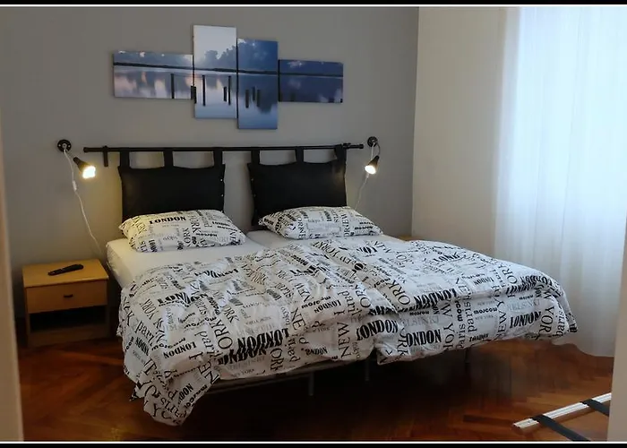 Piazza Goldoni Bed and breakfast 3*