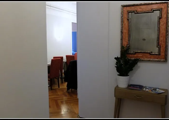 Piazza Goldoni 3* 트리에스테